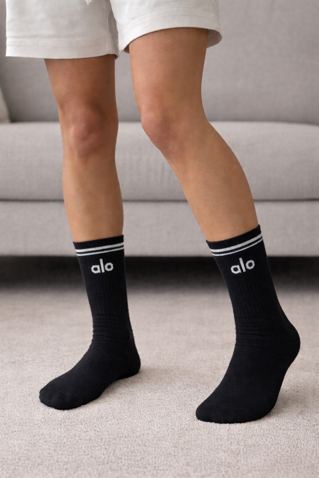2 pairs Alo-Style Crew Socks