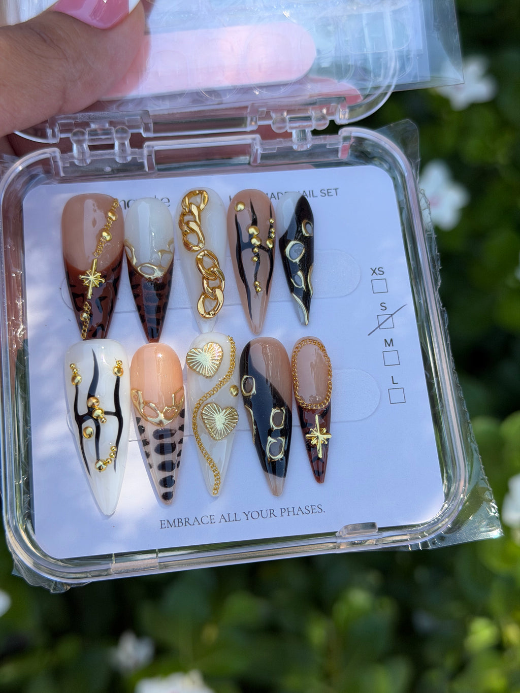 Savage Elegance Nail Set