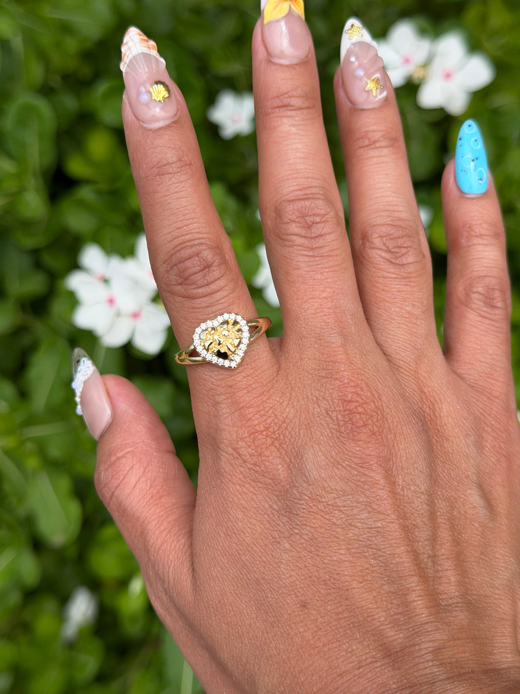 Diamond nugget ring